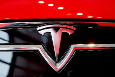 Tesla processa australiana Cap-XX por tecnologia de bateria de veículo elétrico