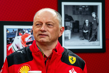 Ferrari rebate crítica de Wolff a “grid de F2” em 2023: “Igual quando Mercedes dominava”