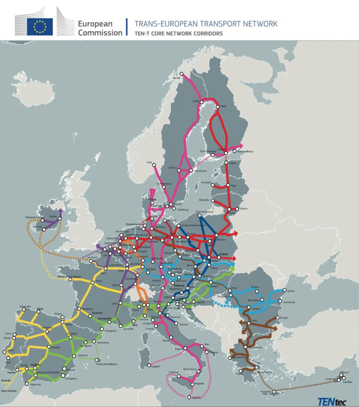 1 carregador a cada 60 km nas rodovias: nova regra é aprovada na europa