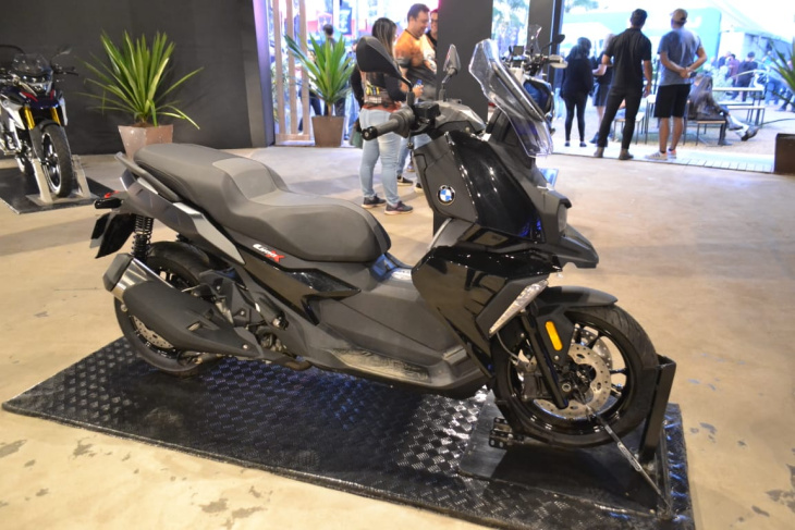 bmw acelera ’em cidade da moto’ para oferecer experiência ao consumidor
