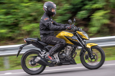 Honda CB 300F Twister passa por novo reajuste de preços; veja os valores