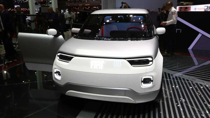 fiat terá carro elétrico popular para enfrentar kwid e-tech e chineses