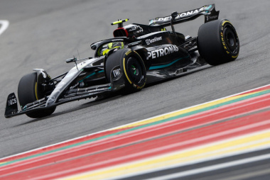 Mercedes volta “recarregada” e mira “luta forte” por segunda força na F1: “Sem desistir”