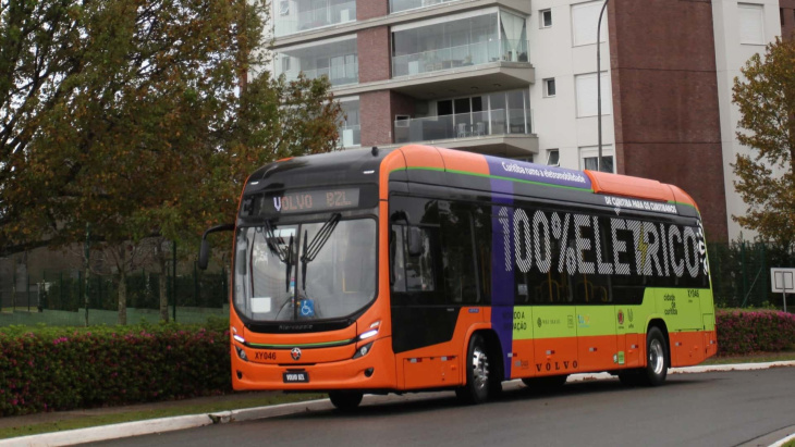 volvo inicia testes e anuncia produção do ônibus elétrico bzl no brasil