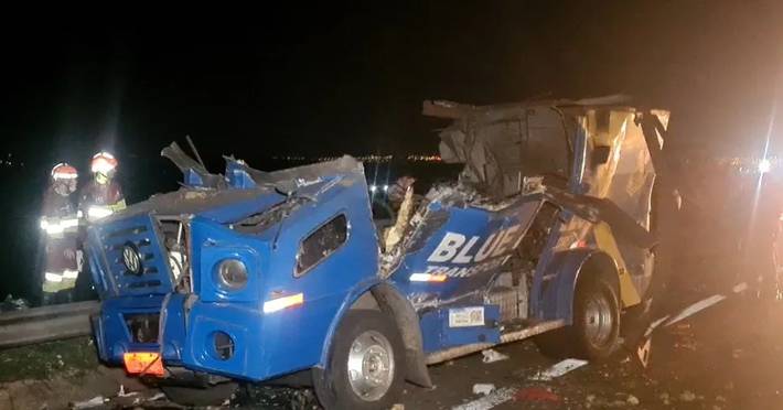 quadrilha explode carro-forte em rodovia no interior de sp e rouba r$ 2,4 milhões; veja imagens