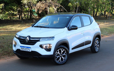 Renault Kwid tem desconto de até R$ 7.200 com faturamento direto para varejo