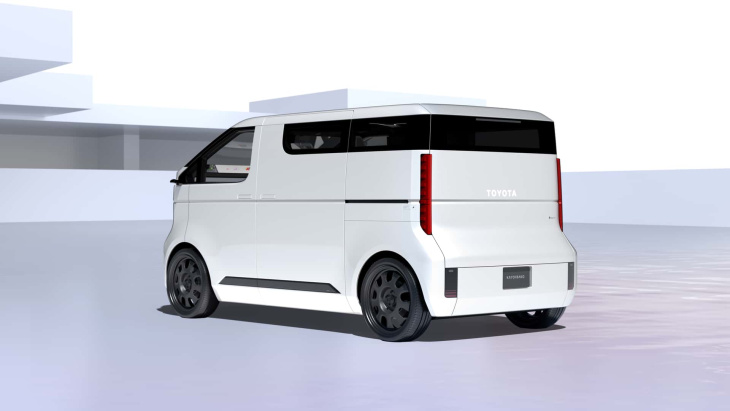 toyota kayoibako é proposta de minivan elétrica versátil em forma de cubo