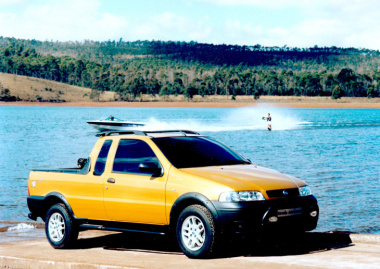 Fiat comemora 25 anos da picape Strada - história do modelo