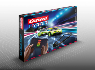 Carrera Hybrid: o autorama sem trilhos em que os carros são controlados pelo celular e podem correr até fora da pista!