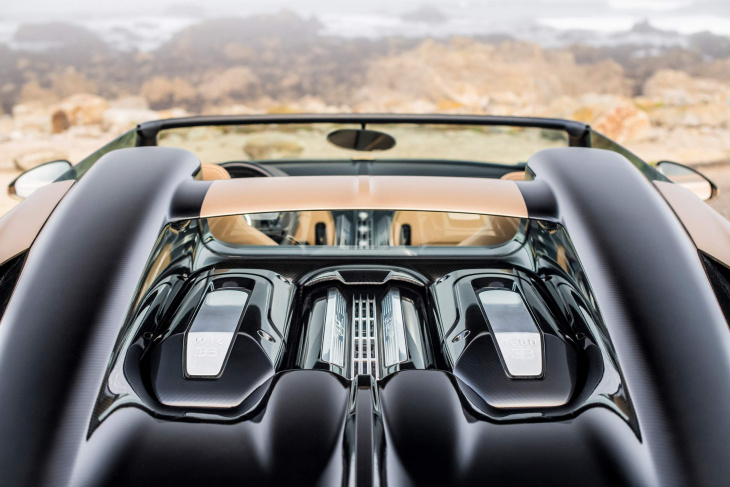 bugatti lança o w16 mistral - roadster com motor w16 de 1600 cv