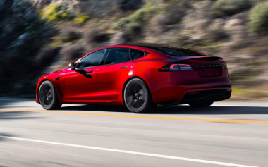 Tesla: lucro por carro vendido desaba para R$ 48 mil