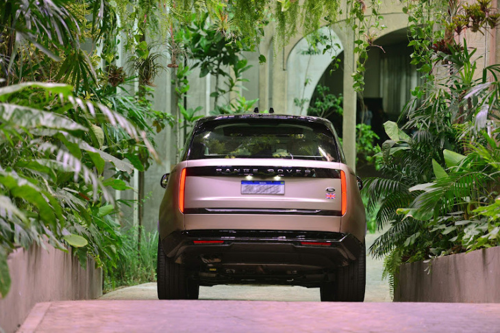 jaguar land rover: lucro supera r$ 29 mil por carro vendido em 2023