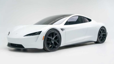 Novo Tesla Roadster irá de 0 a 100 km/h em menos de 1 segundo, diz Musk