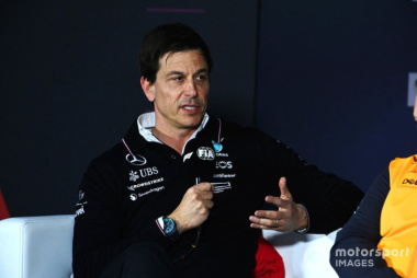 F1: Em meio à rumores sobre Verstappen, Mercedes reafirma posição sobre substituto de Hamlton