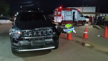 URGENTE: Uno capota após colisão com Jeep na Jaci-Paraná