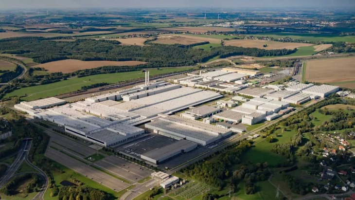 volkswagen cancela planos de produção do elétrico id.3 em sua maior fábrica