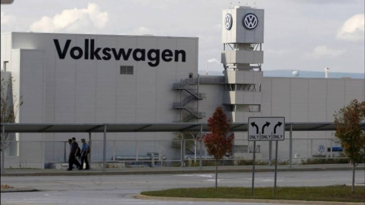volkswagen cancela planos de produção do elétrico id.3 em sua maior fábrica