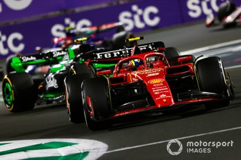 F1: Russell relata bastidor curioso sobre sucessão de Hamilton na Mercedes