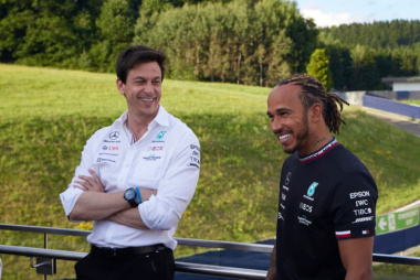 Wolff lembra como Hamilton contou de ida à Ferrari e provoca: “Verá nossa asa traseira”
