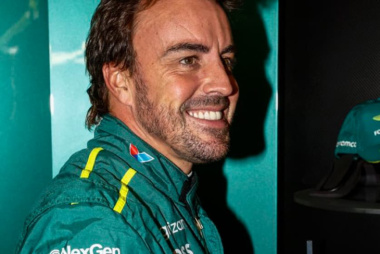 Alonso provoca sobre vaga na Mercedes: “Estão atrás de nós, não parece tão atraente”