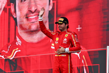 Sainz está orgulhoso dos ganhos obtidos pela Ferrari: 'Torna as corridas mais divertidas'
